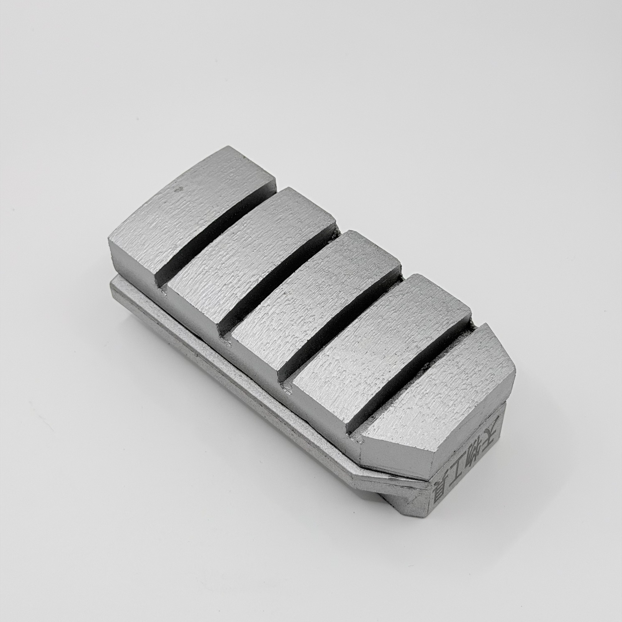 TW1212 Segmented Metal Bond Diamond Fickert Abrasive